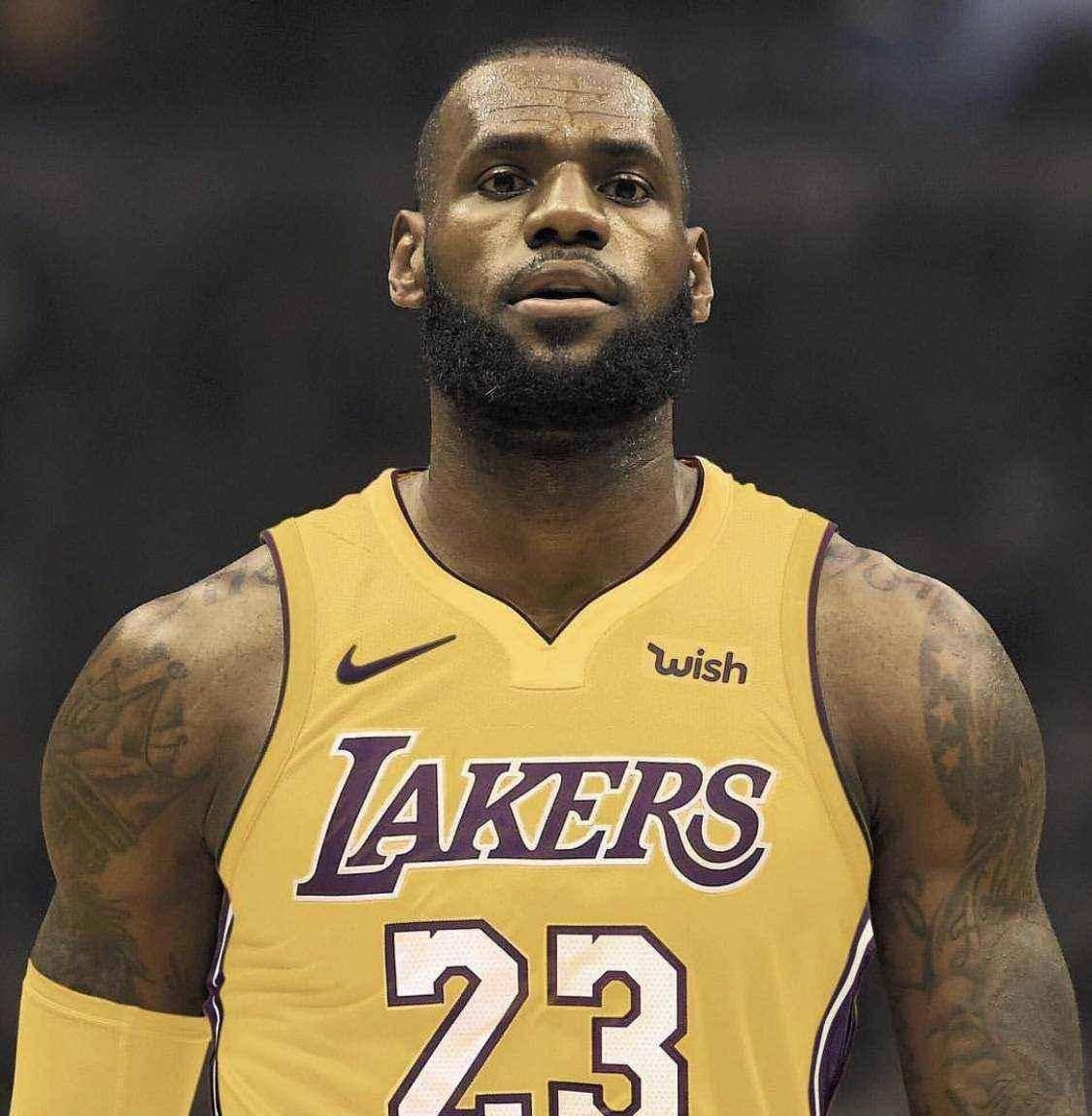 博彩-包含费德勒在中国队比赛中晋级詹姆斯连续十场比赛得分超过挺进下一轮，Rookie与30激战快船分钟看傻球迷的词条