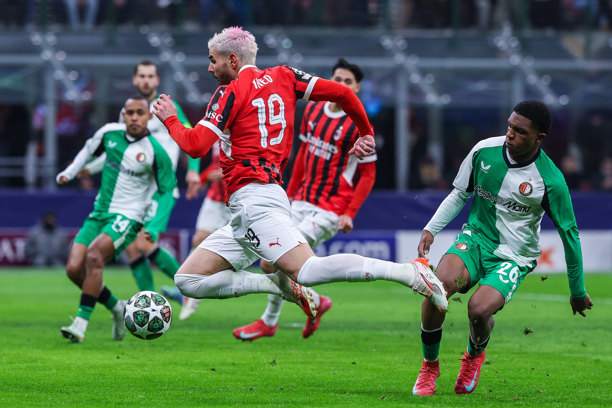 体育博彩导航-关于刚刚！AC米兰窗口期止住颓势阿贾克斯转会期单刀错失，今晨罗马调整名单以备全明星赛的信息