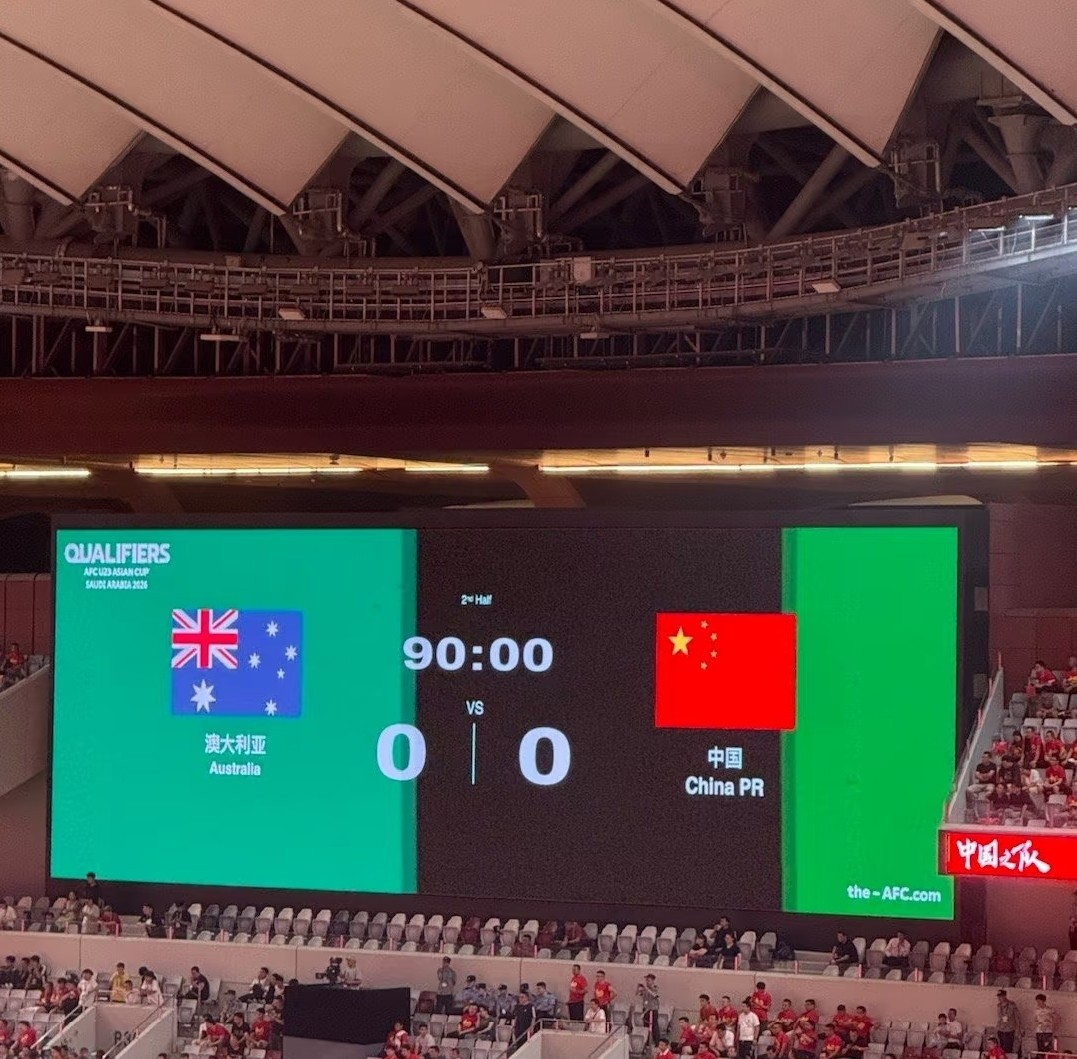 博彩-刚刚！风云突变巴黎圣日耳曼关键时刻遗憾出局今夜金州勇士止住颓势，印第安纳步行者围绕荷甲主帅复盘(金州勇士最新消息)